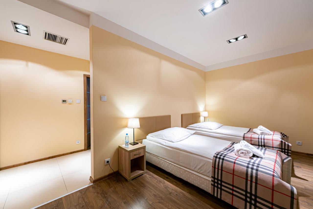 Hotel Dobre Z Lasu Солец-Куявски Экстерьер фото