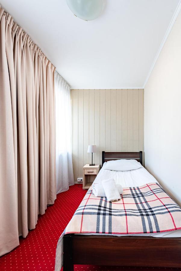 Hotel Dobre Z Lasu Солец-Куявски Экстерьер фото