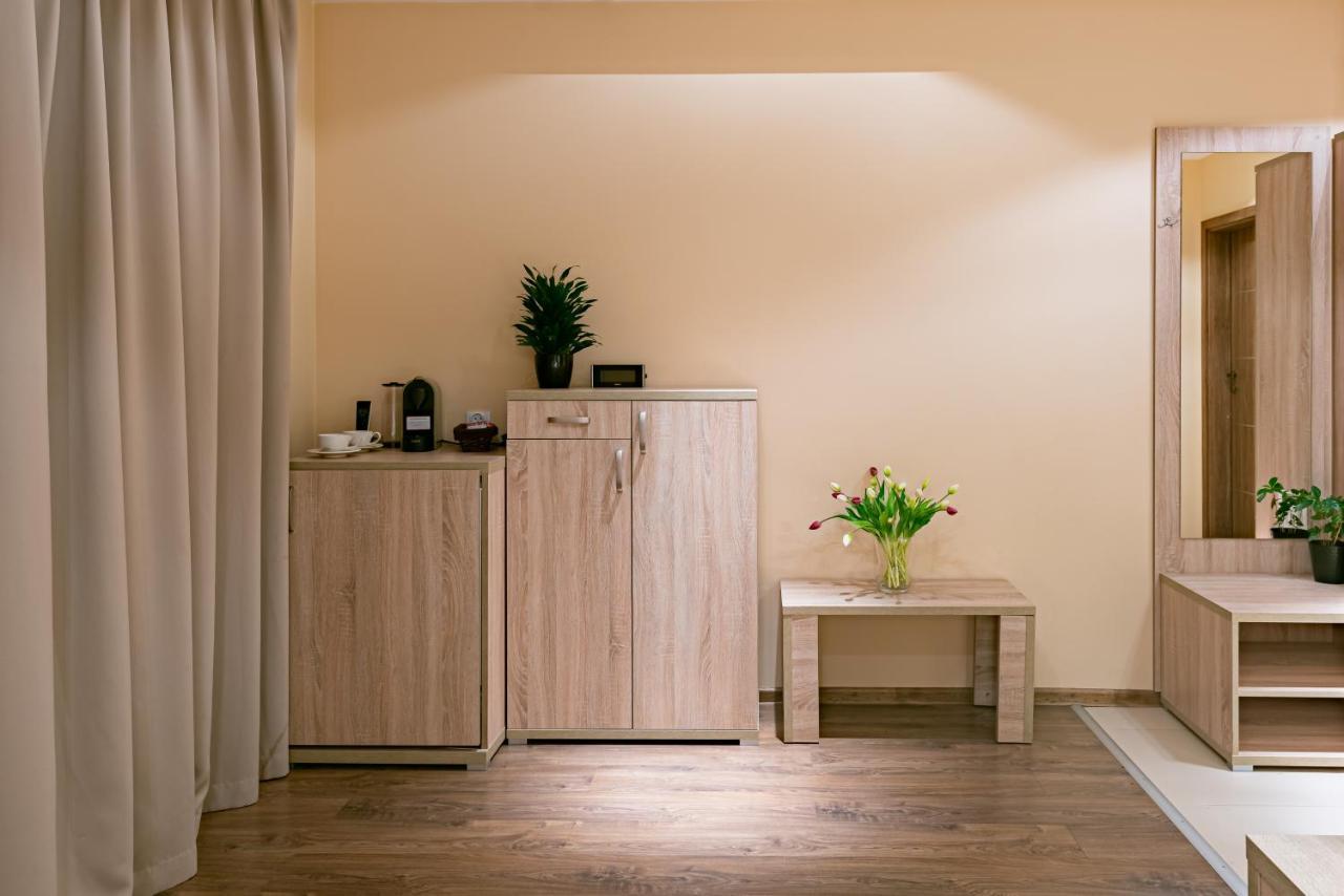 Hotel Dobre Z Lasu Солец-Куявски Экстерьер фото