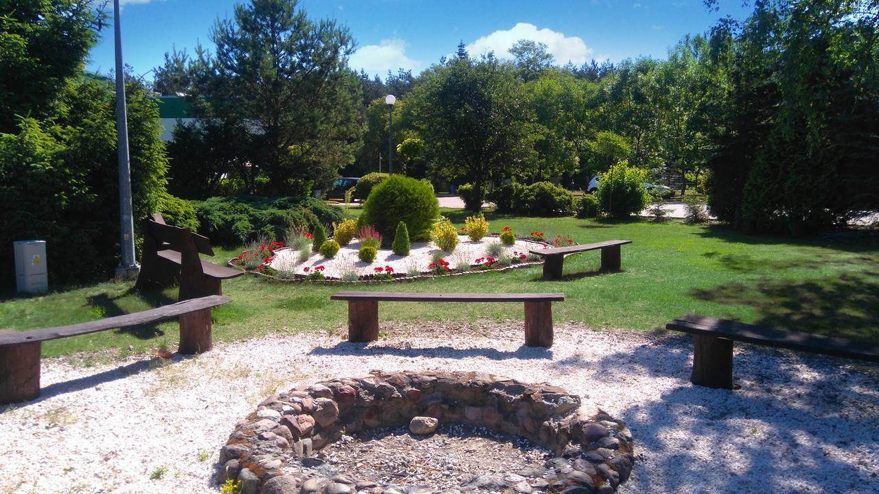 Hotel Dobre Z Lasu Солец-Куявски Экстерьер фото